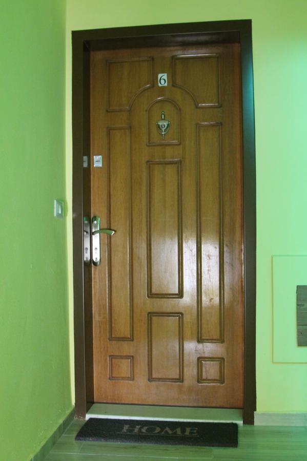 Absolute Blloku Apartment Tirana Eksteriør billede