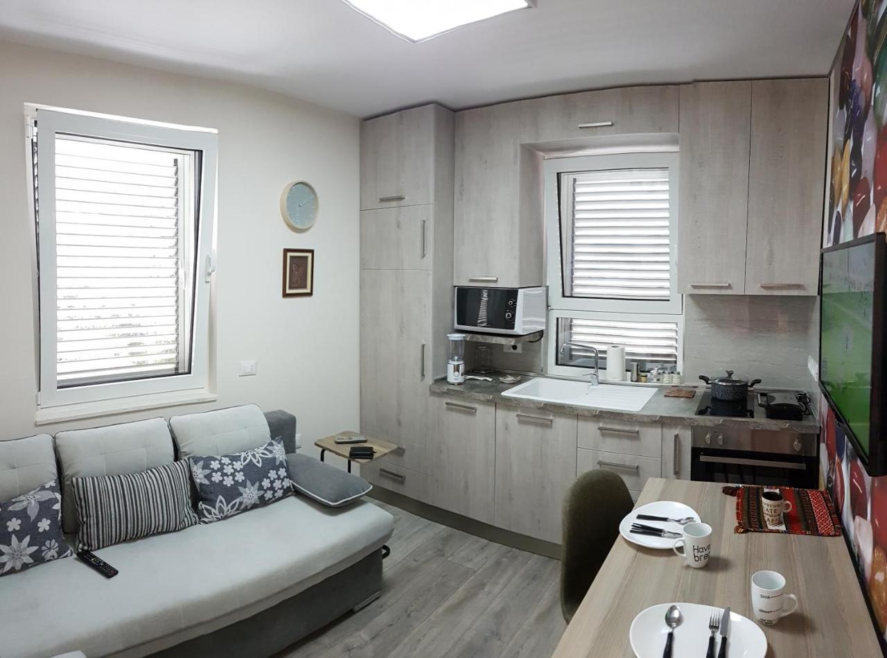 Absolute Blloku Apartment Tirana Eksteriør billede
