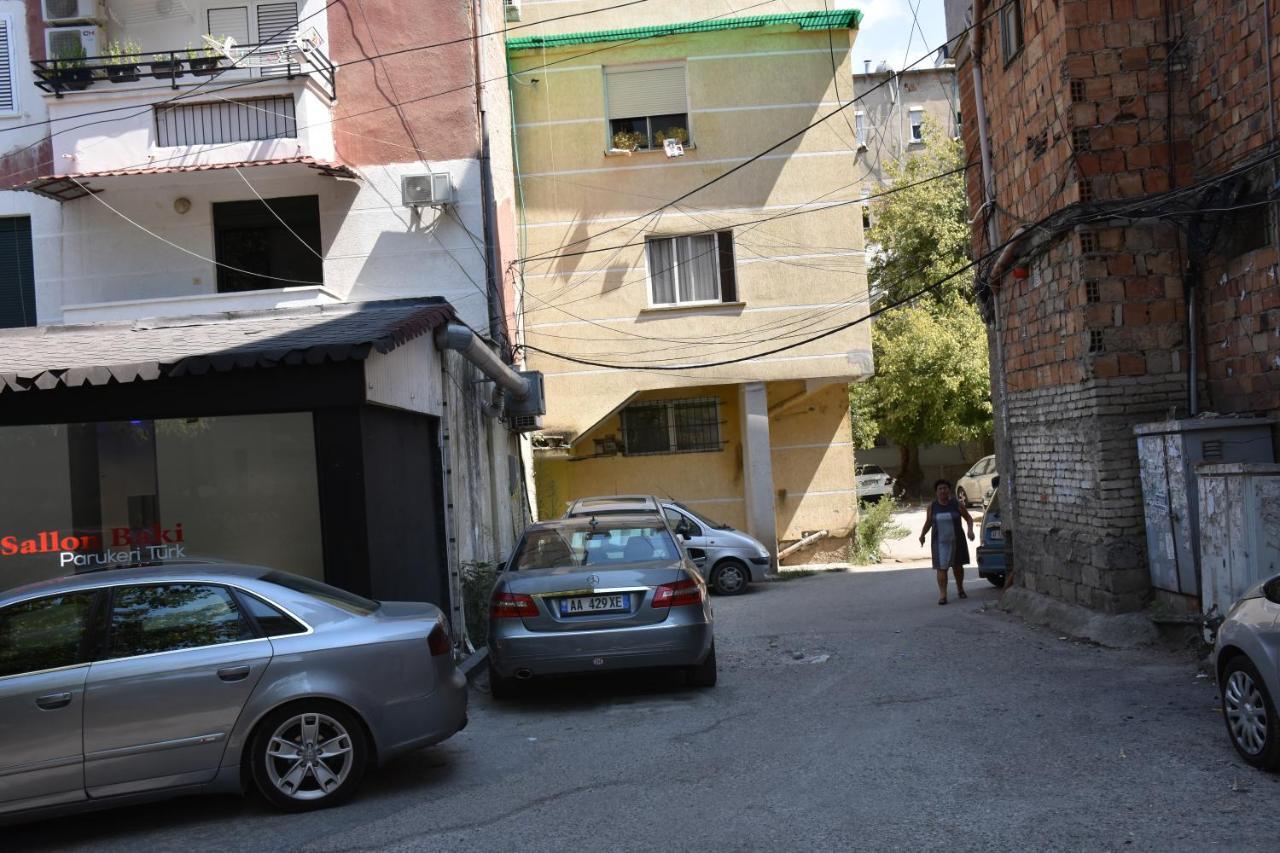 Absolute Blloku Apartment Tirana Eksteriør billede